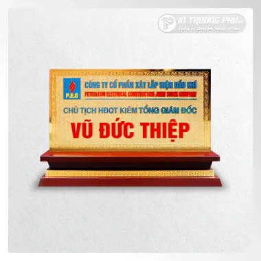 Biển chức danh đế gỗ mặt đồng
