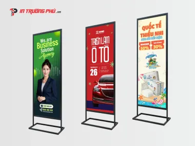 Standee chân sắt