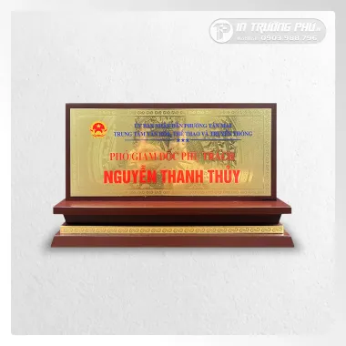 Biển chức danh mặt đồng