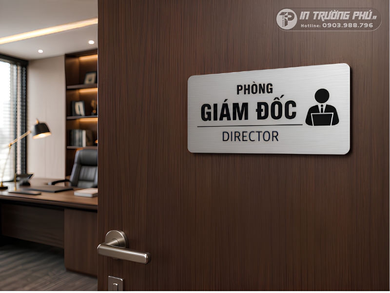 Biển ph&ograve;ng gi&aacute;m đốc