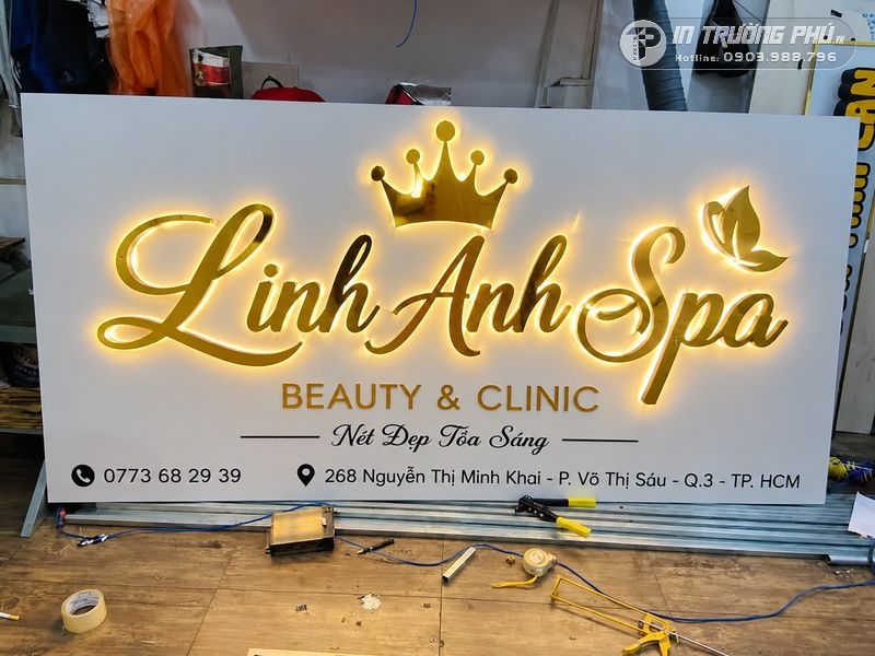 mẫu biển spa chữ nổi