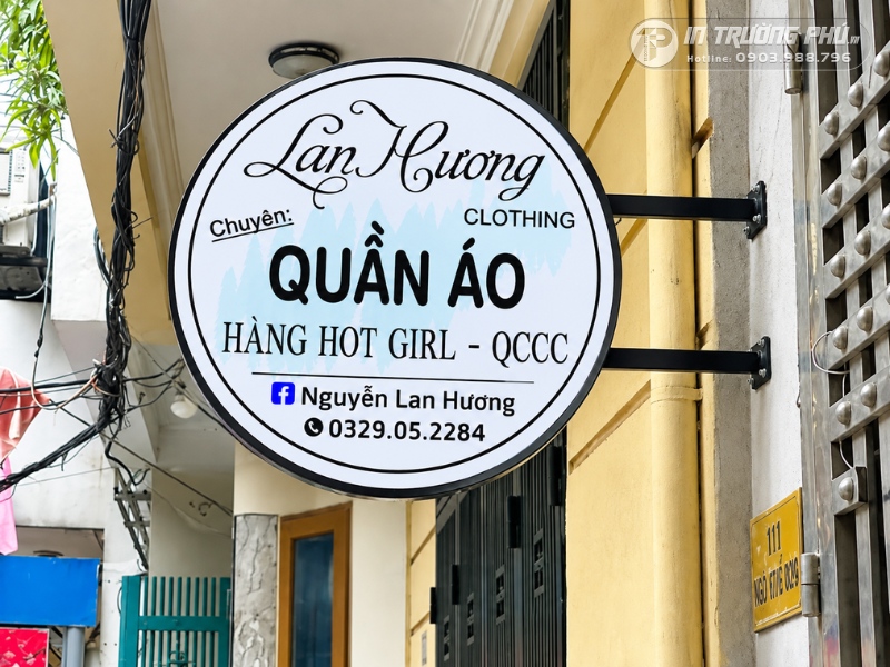 Biển vẫy quần &aacute;o