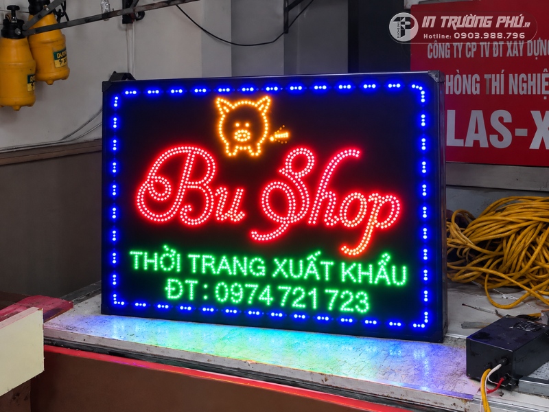 Biển vẫy quần &aacute;o