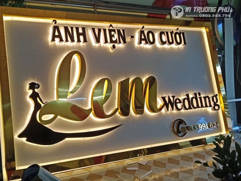 Chữ nổi mica đ&egrave;n led
