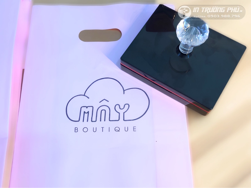 con dấu in logo l&ecirc;n bao b&igrave;