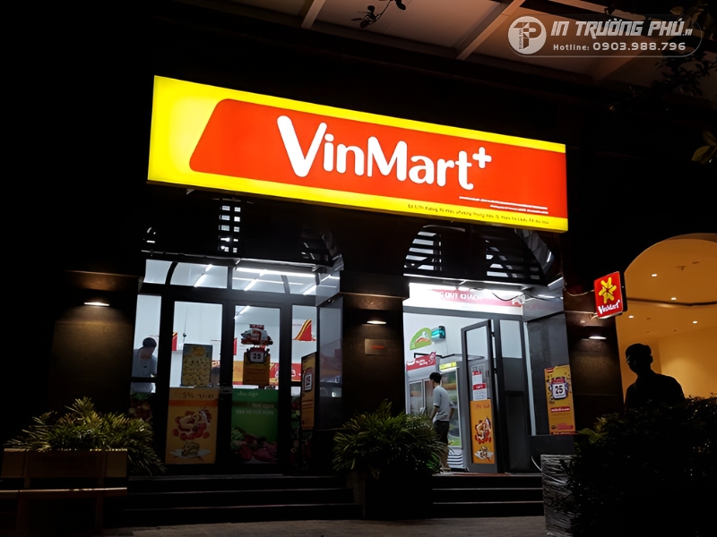 hộp đ&egrave;n bạt uv