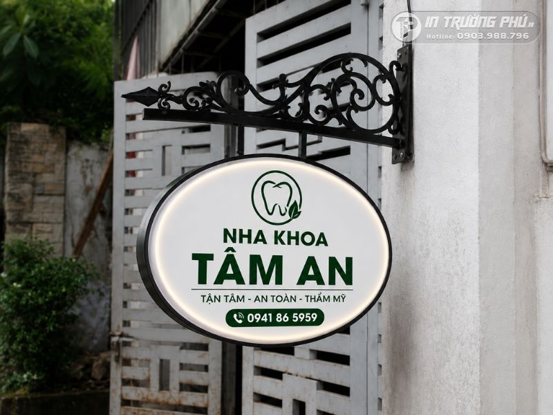 Hộp đ&egrave;n h&uacute;t nổi vu&ocirc;ng