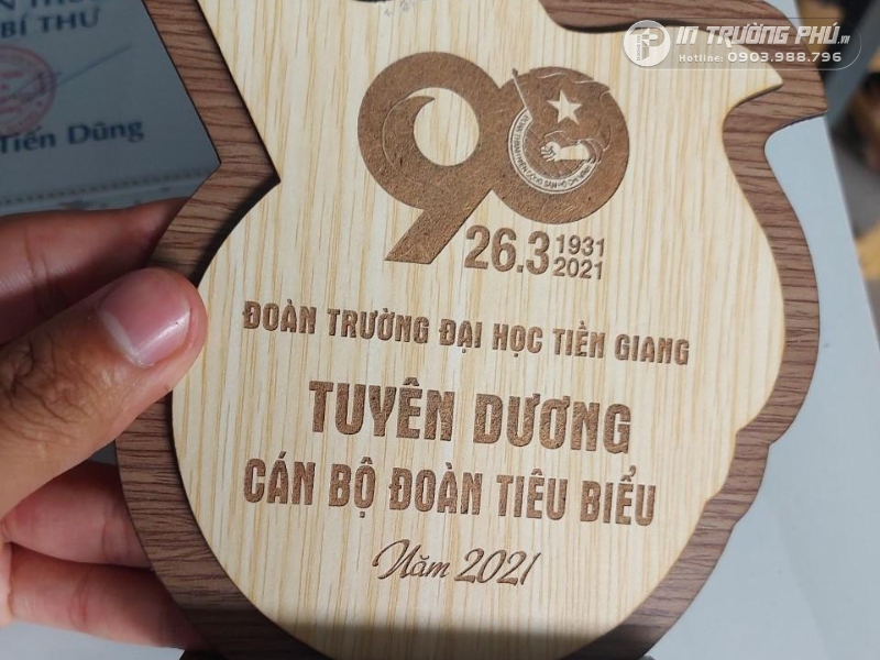 Kỷ niệm chương
