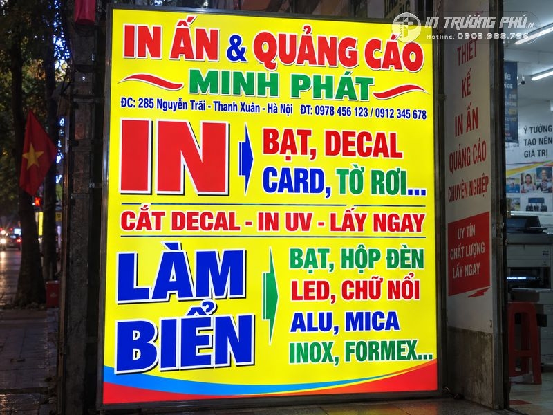 mẫu biển quảng c&aacute;o in bạt