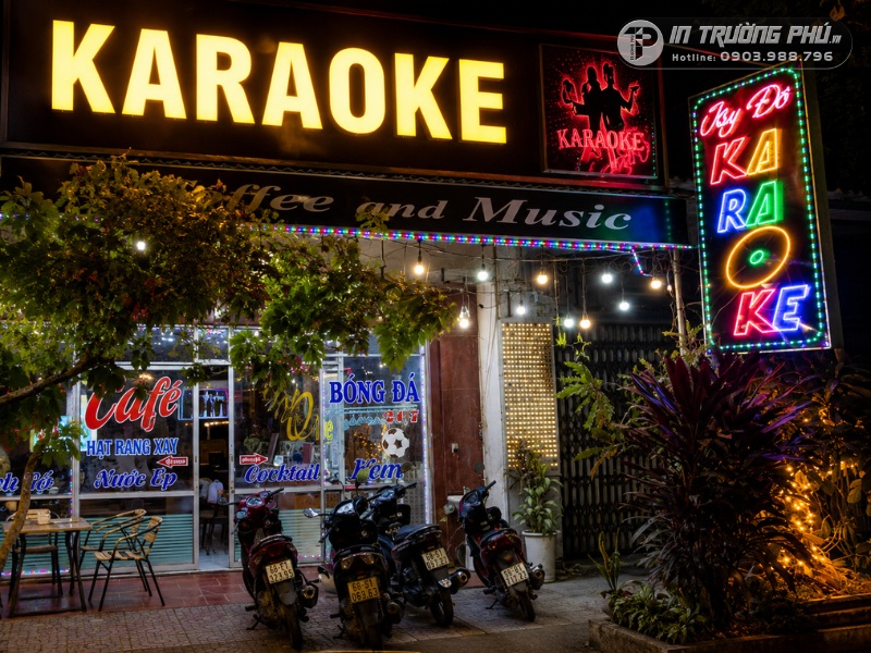 biển vẫy karaoke