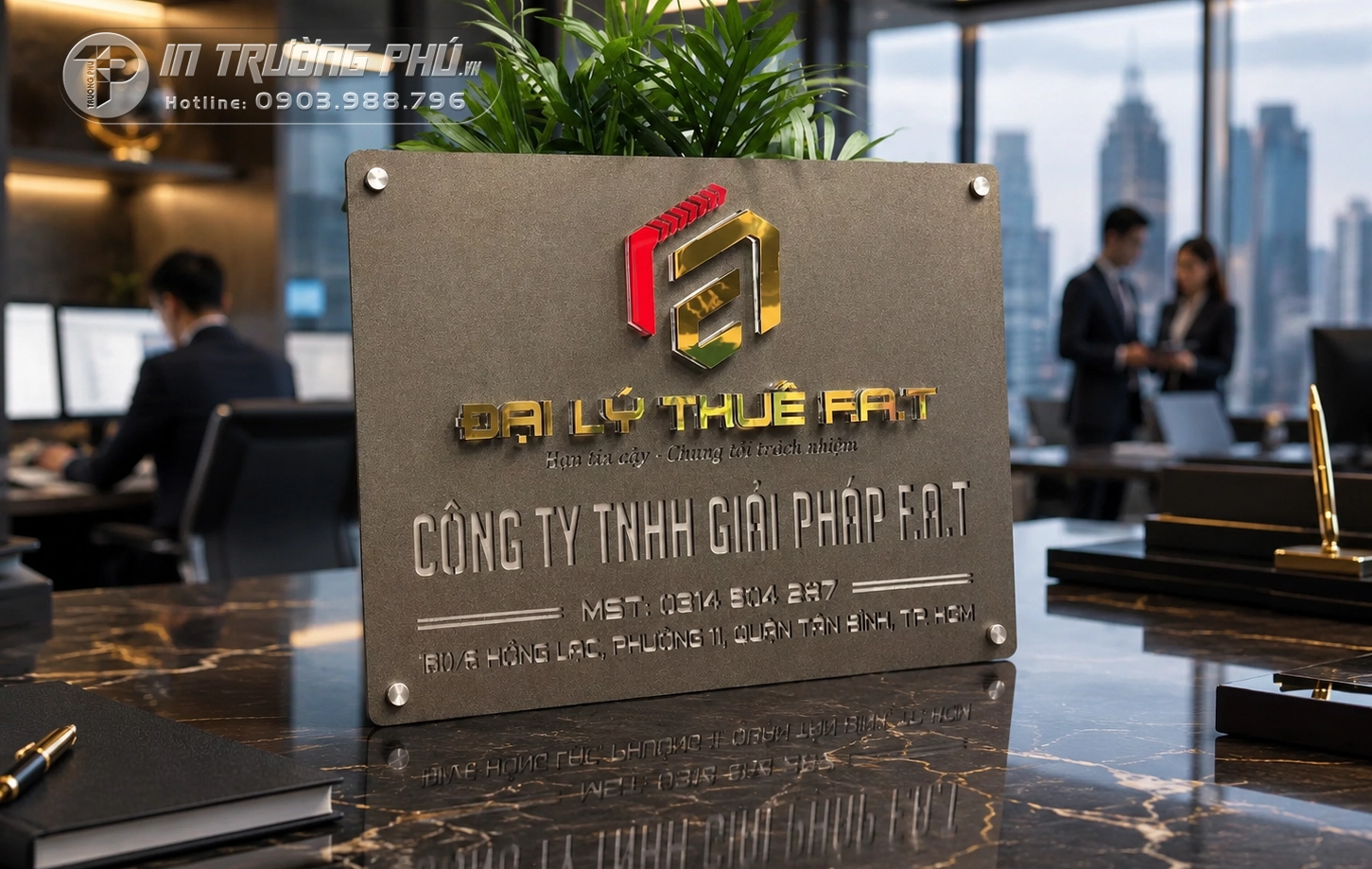 Biển C&ocirc;ng Ty - Mica C&aacute;n Ghi, Chi Tiết Aluminum Nổi, Đế Mica Trong